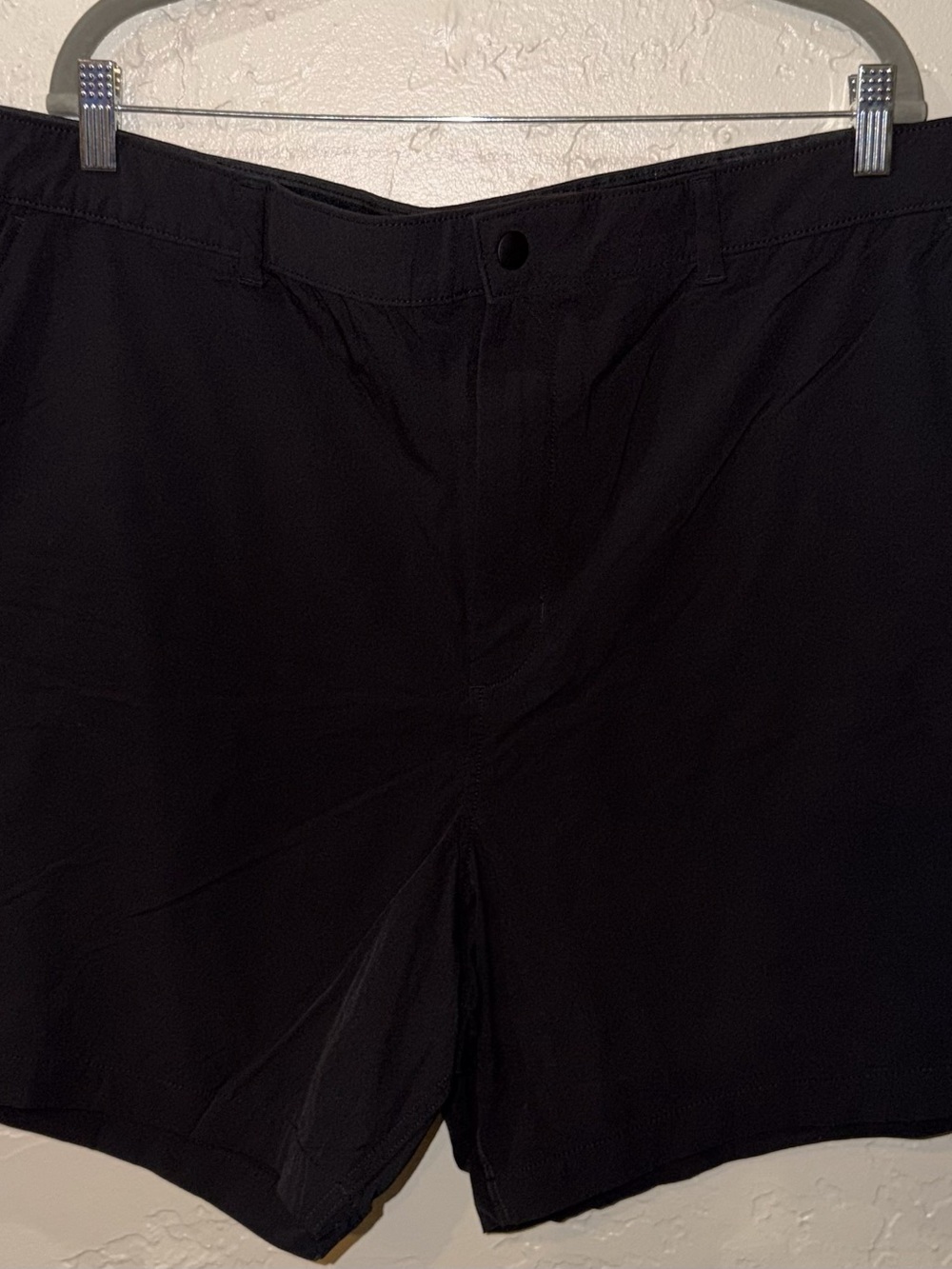 American Eagle Men's Black Shorts Size 44